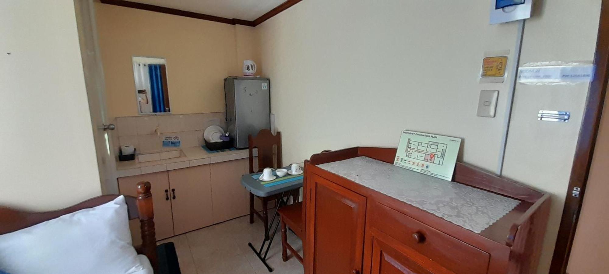 Apartment Coralyn's Place Small *